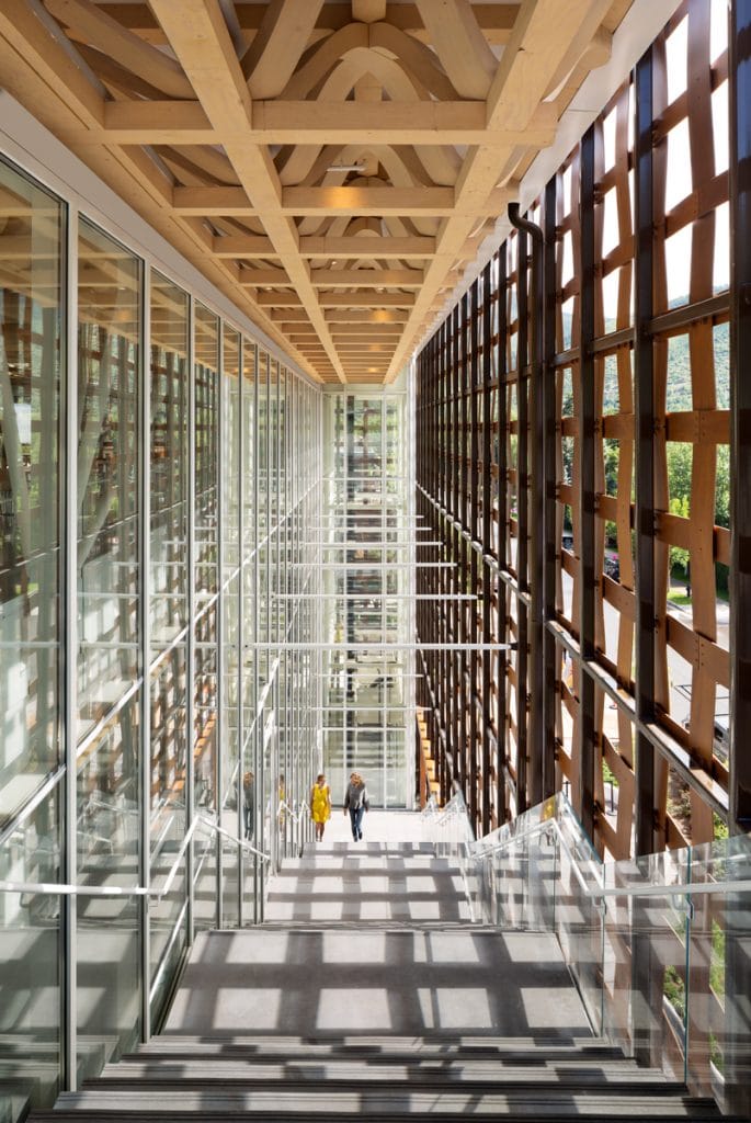 prodema rustik wood aspen art museum shigeru ban architects 05