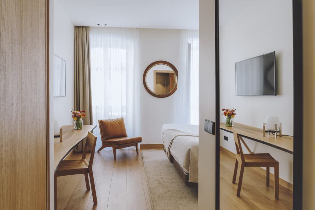 parklex-prodema-country-oak-arbaso-hotel