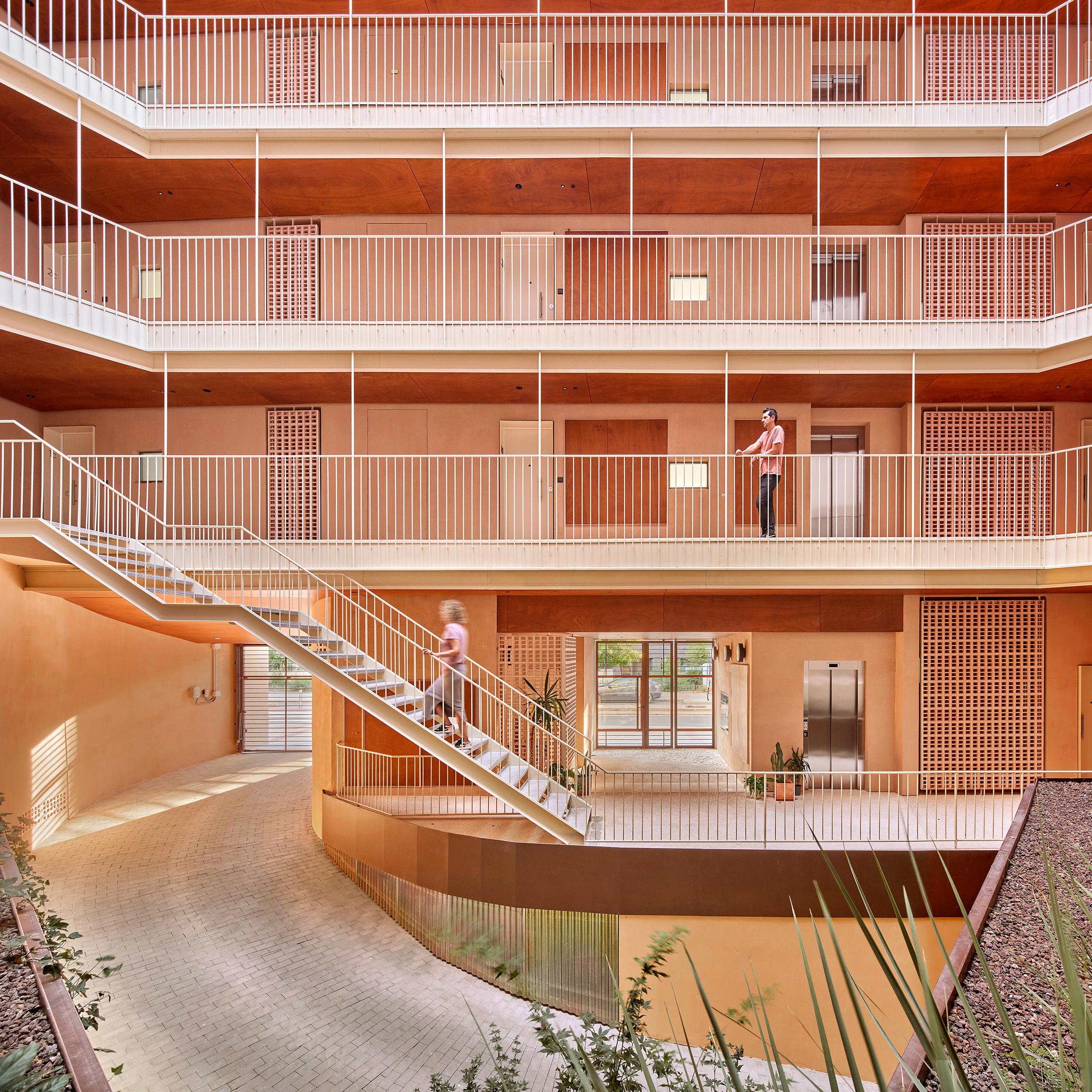The Mauro Bravo SFJ6 project as the future of social housing