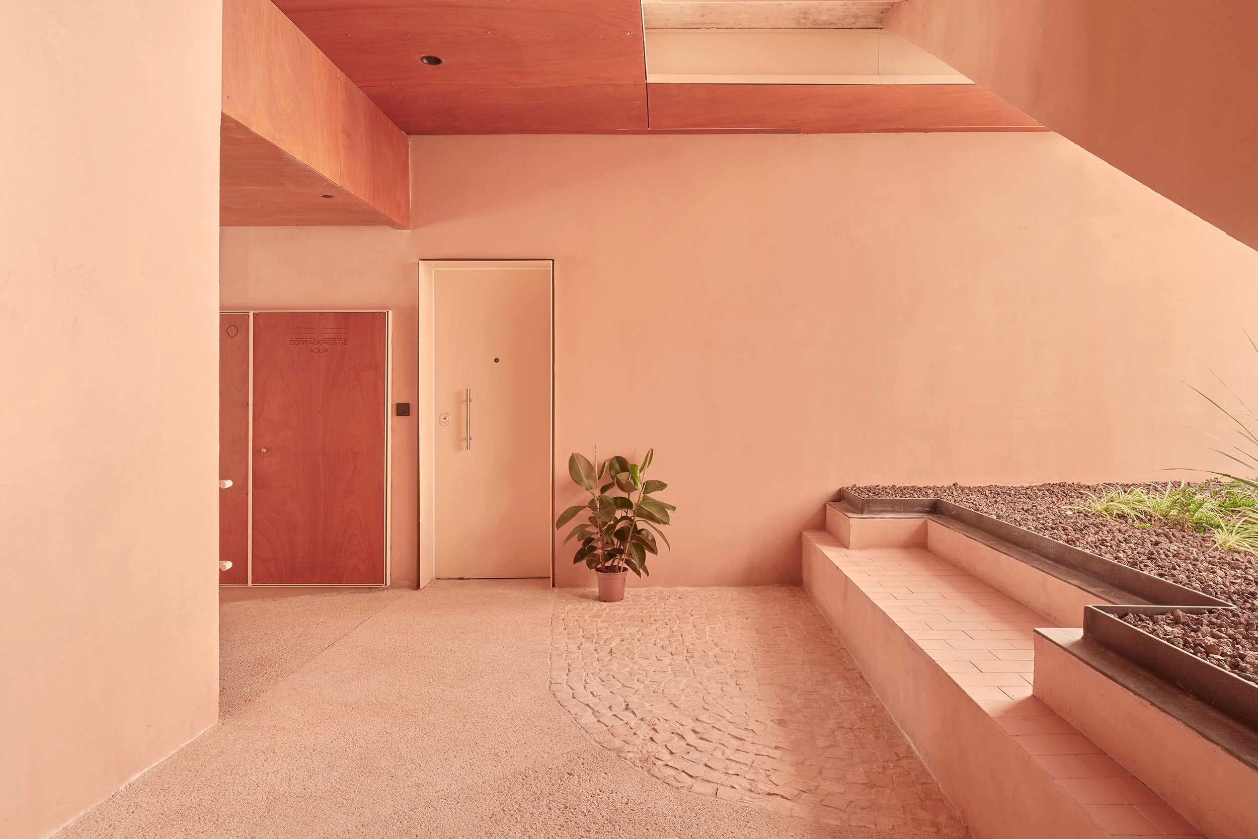 2024 SFJ6 MarmolBravo MADhel Soffit Rustik Blog 05
