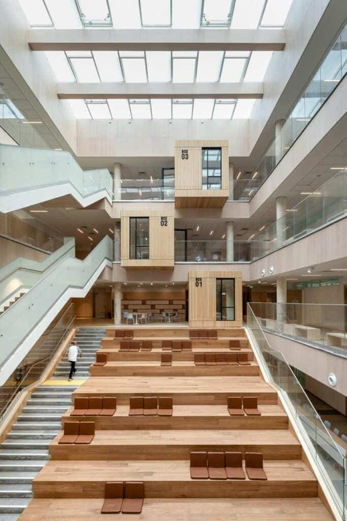 Naomi Shemer Elementary School
Regavim